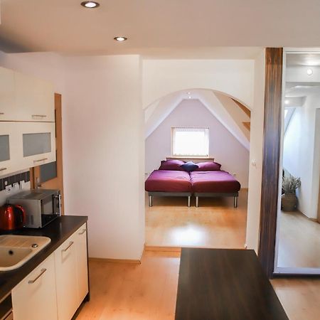 Lovely Apartment In City Center Of Jelenia Gora. Exteriör bild