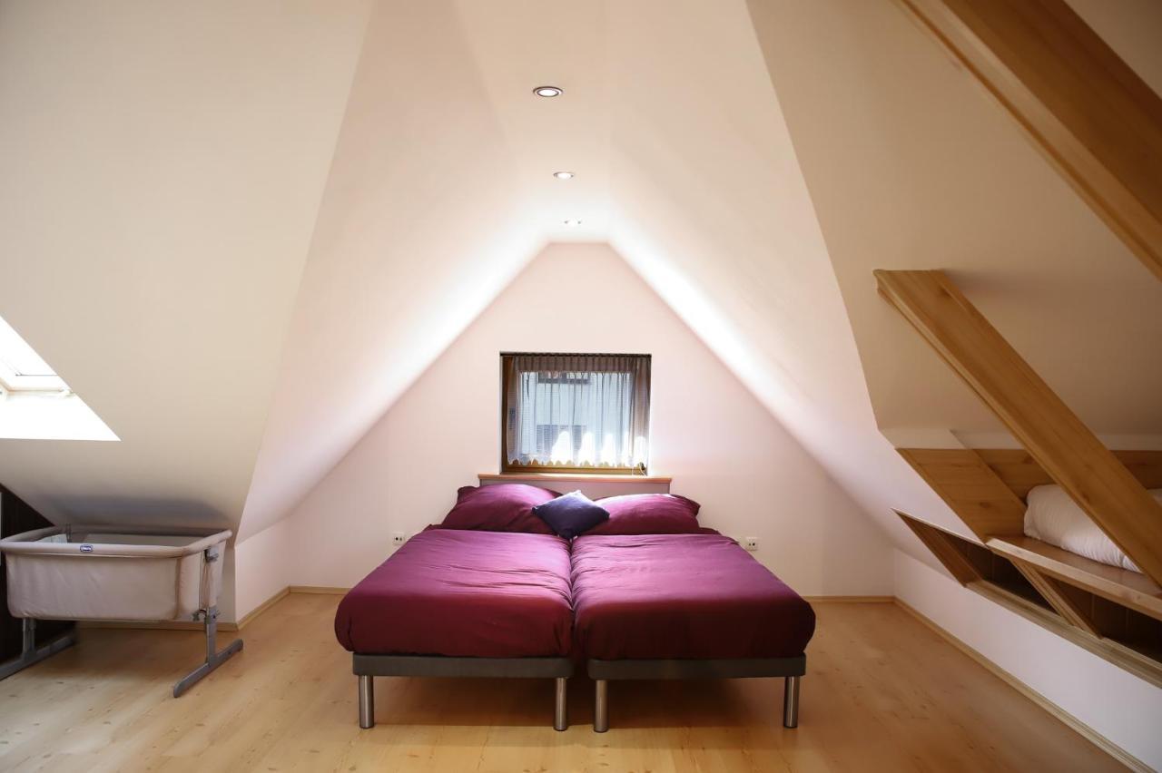 Lovely Apartment In City Center Of Jelenia Gora. Exteriör bild