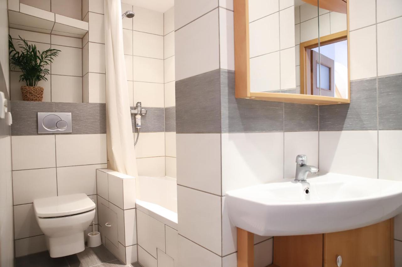 Lovely Apartment In City Center Of Jelenia Gora. Exteriör bild